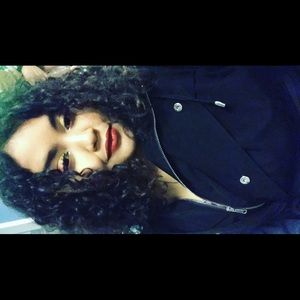 Meet your Posher, Cindy